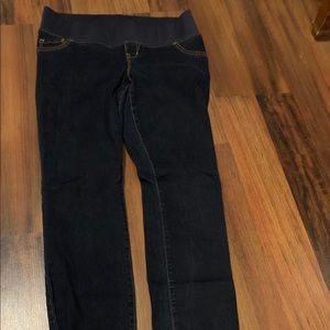 Maternity skinny jeans